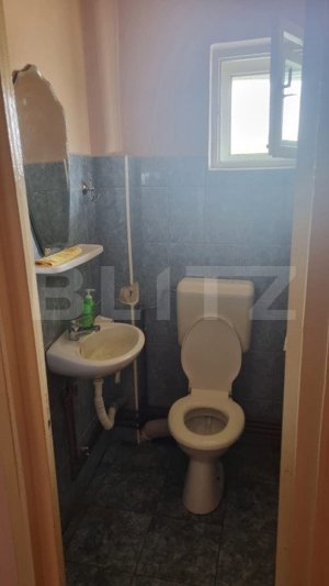 Apartament cu 3 camere, 63,4 mp, zona Micro 16 - imagine 7