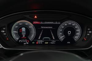 Audi A8 Long 60TFSIe 3.0 Plug-in Hybrid 4x4 - imagine 14