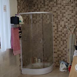 Vând sau Schimb cu apartament casa pe trei nivele - imagine 4