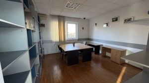 SPATIU COMERCIAL / BIROURI, 938 MP UTILI, CENTRALA PROPRIE, 17 BIROURI - imagine 20