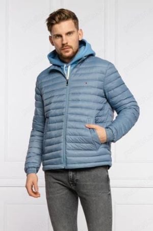 Geaca gri cu puf, Tommy Hilfiger, pentru barbati