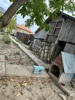 Casa de vanzare in comuna Vadastra plus teren agricol, judetul Olt - imagine 3