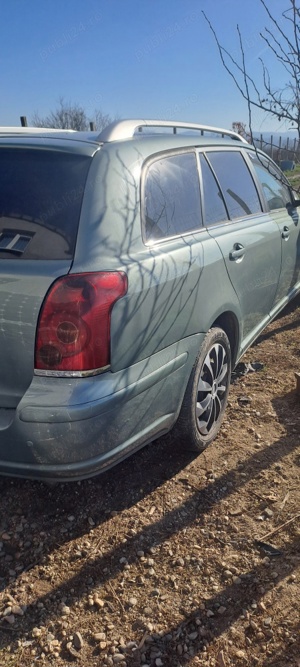 VÂND toyota avensis  - imagine 4