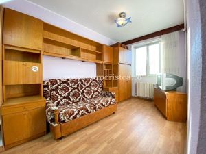 Apartament 3 camere, confort 1 de vânzare în Mangalia , zona: Bvd. 1 Decembrie 1918  - imagine 12