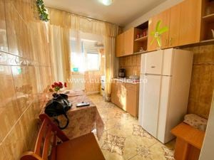 Apartament 3 camere, de vânzare în Mangalia , zona: Bvd. 1 Decembrie 1918 