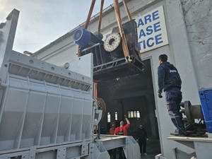 Angajam personal - relocare si impachetare echipamente industriale.