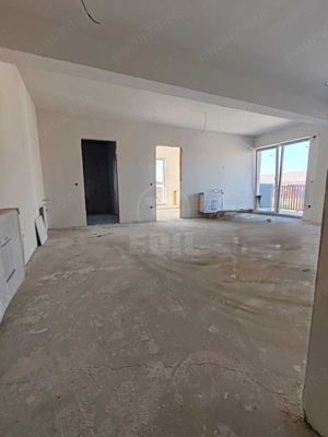 Apartament 2 camere semifinisat ,zona centrala - imagine 2