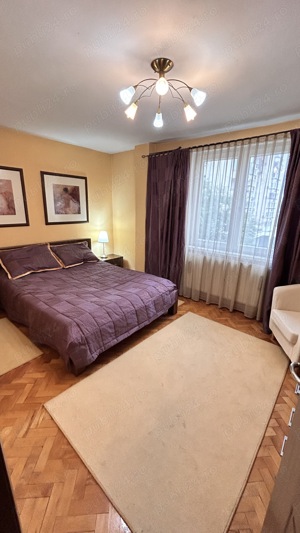 De inchiriat apartament 3 camere Central, zona Domus, aproape de Tribunal. - imagine 9