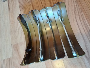 Saboți frânare spate 2017 r13 noi - imagine 3