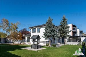 Vila complet renovata cu lift, zona Iancu Nicolae | Teren 1000mp |