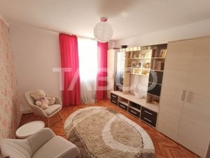 Apartament 3 camere 1 baie 70 mp utili utilat balcon 4 mp Sebes - imagine 3