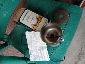 RASNITA CAFEA,HONG KONG,perfect funcțională,oțel inox,capacitate 100 grame,citiți enunț anunțuri  - imagine 4