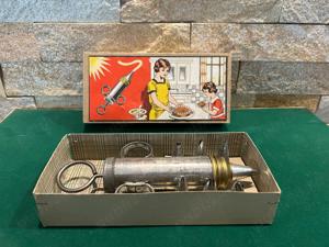 Instrumente vintage pentru decorarea torturilor, Seringa patiser cu duze in cutie originala