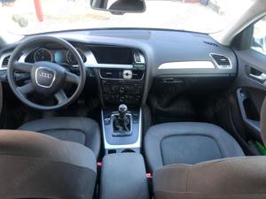 Audi A4 din 2010 - imagine 2