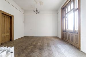 REZERVAT! Apartament cu 4 camere în Palatul Bohuș, Arad - imagine 2