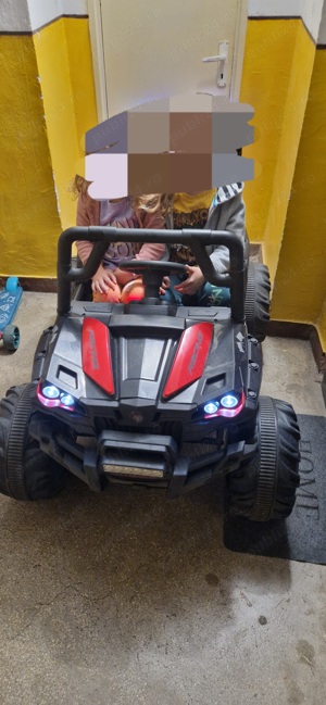 Masina electrica pentru copii cu doua locuri