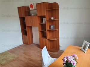 3 camere de vanzare Tei - imagine 4