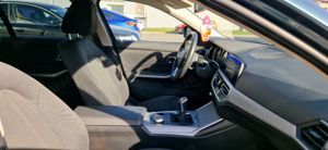 BMW Seria 3 318d - imagine 9