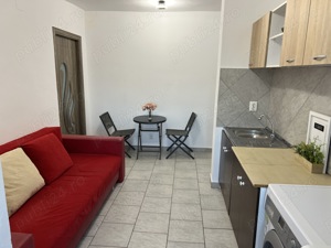 apartament cu doua camere - imagine 4