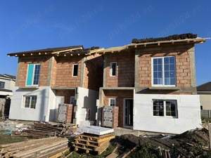 Duplex despartit prin camera tehnica, 0% comision Poremo Imobiliare - imagine 3