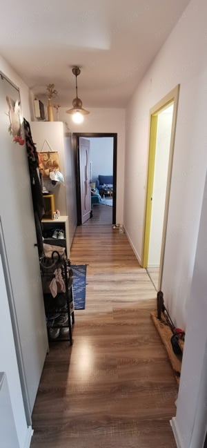 Proprietar inchiriez apartament 2 camere decomandat, centrala proprie, bloc 91 - imagine 2