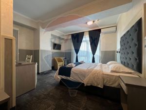 Hotel  de vanzare în zona Delfinariu - imagine 2