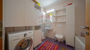 Apartament spațios cu 3 camere, 2 locuri de parcare și boxă, incluse - imagine 14