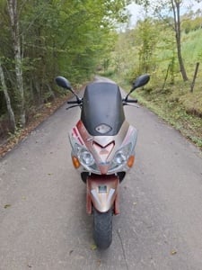 De vânzare scuter de 150cc 