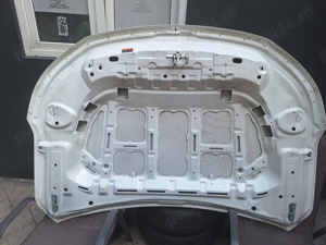 Vând capotă motor Mitsubishi L200 2021-2024