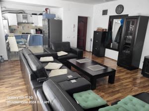 Apartament 2 camere, mobilat, cu un loc de parcare proprietate, boxa, utilitati