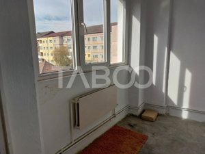 Apartament de vanzare 3 camere 55 mpu etaj 3 Piata Noua Cisnadie - imagine 18