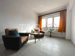 Apartament de vanzare 3 camere 55 mpu etaj 3 Piata Noua Cisnadie - imagine 5