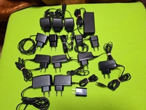 Alimentatoare   incarcatoare pentru telefoane