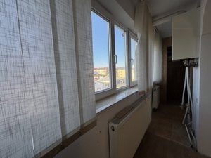 Apartament de 3 camere eficient compartimentat, in centrul orasului Moinesti - imagine 6