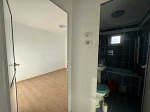 Apartament de 3 camere eficient compartimentat, in centrul orasului Moinesti - imagine 13