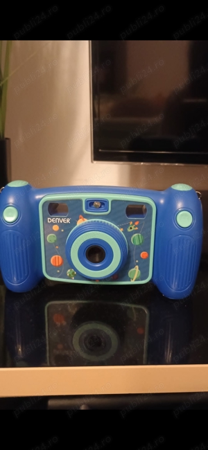 Camera digitala Denver