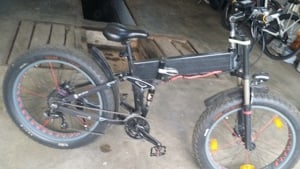 Bicicletă electrică 36 48v super nouă