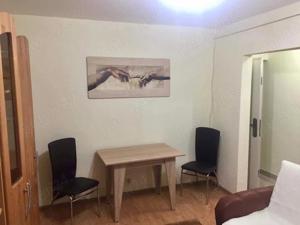 Închiriez apartament cu o cameră  ultracentral