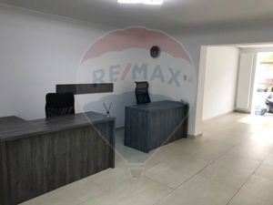 Spațiu comercial de 50mp de închiriat în zona Ultracentral - imagine 2