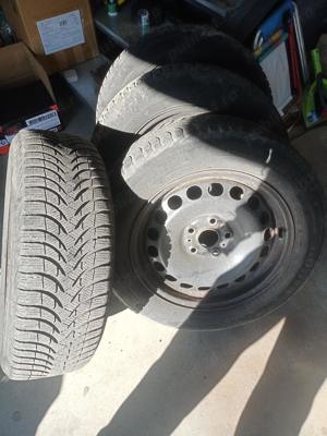 4 roti iarna jante + cauciucuri / anvelope Michelin 205/60/R16 Skoda  - imagine 3