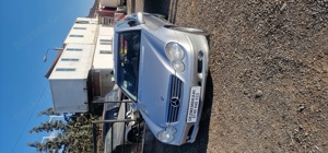 dezmembrez mercedes c200 benzina - imagine 3