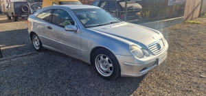 dezmembrez mercedes c200 benzina - imagine 4