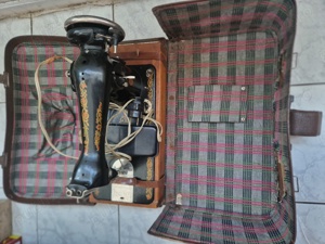 Masina de cusut veche - imagine 5