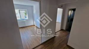 Apartament decomandat 3 camere etaj 3