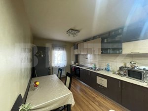 Apartament 4 camere, decomandat, zona Rogerius - etaj Intermediar - imagine 2