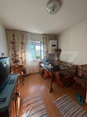 Apartament 2 camere, decomandat, Strada Zambilelor