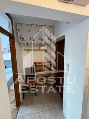 Apartament cu 3 camere, 2 balcoane, centrala proprie, zona Soarelui - imagine 9