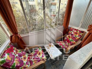 Apartament cu 3 camere, 2 balcoane, centrala proprie, zona Soarelui - imagine 6