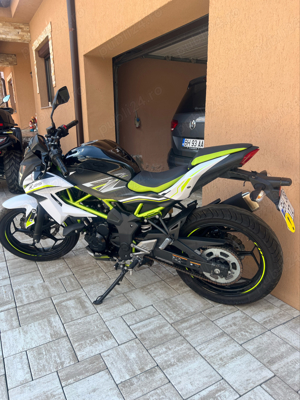 Kawasaki Z 125  - imagine 4