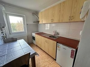 apartament 1 camera complet decomandat Complex Studentesc etaj 3 cu CENTRALA PROPRIE si geam baie